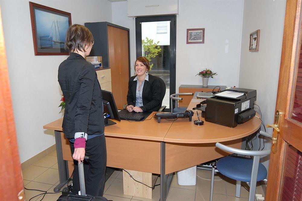 Cerise Lannion Aparthotel Luaran gambar