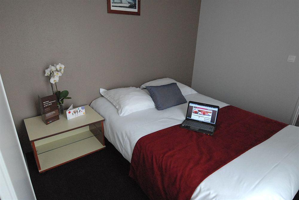 Cerise Lannion Aparthotel Luaran gambar