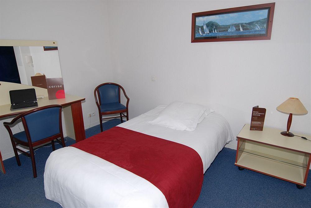 Cerise Lannion Aparthotel Luaran gambar