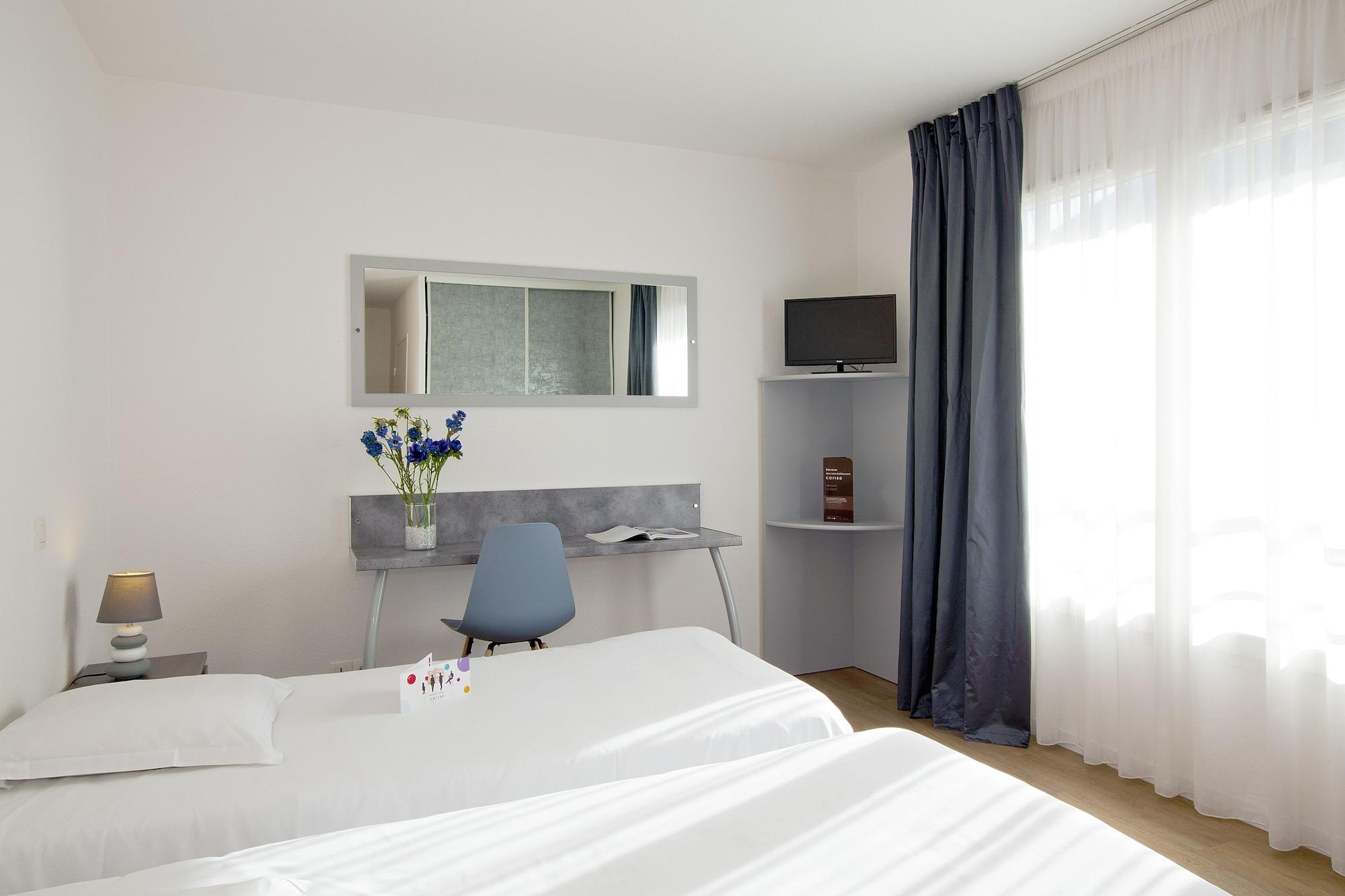 Cerise Lannion Aparthotel Luaran gambar