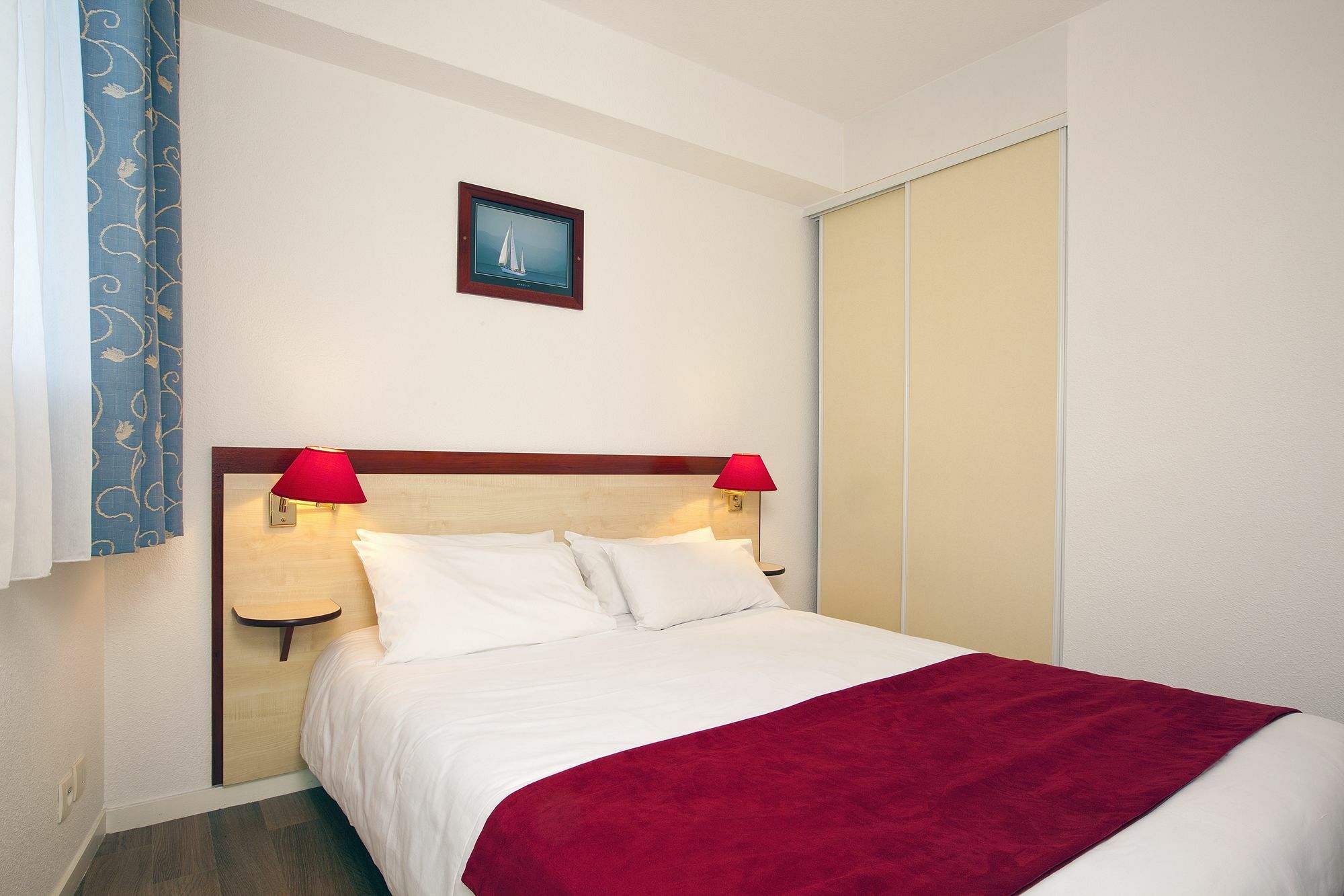 Cerise Lannion Aparthotel Luaran gambar